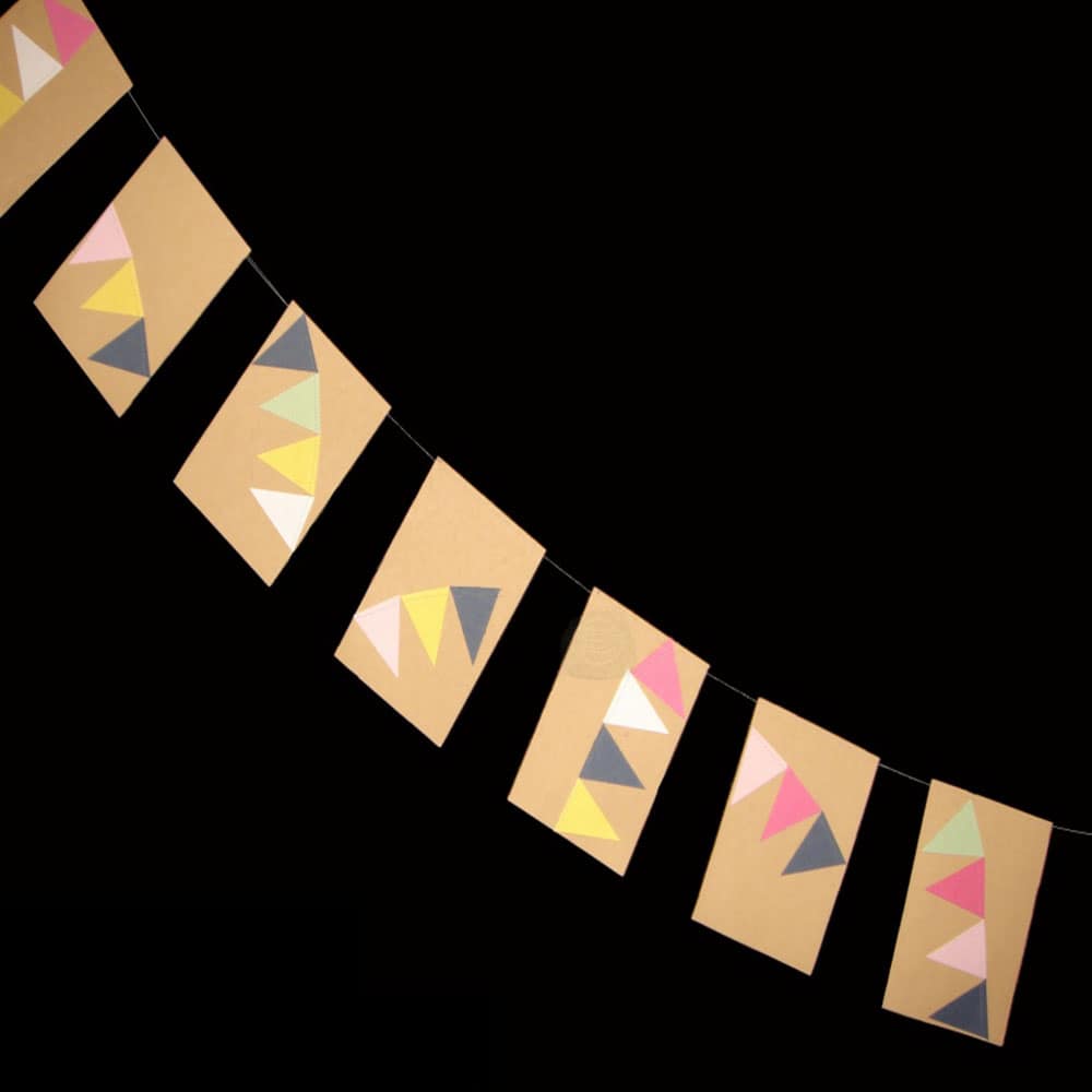 EB 018 Paper Decorations